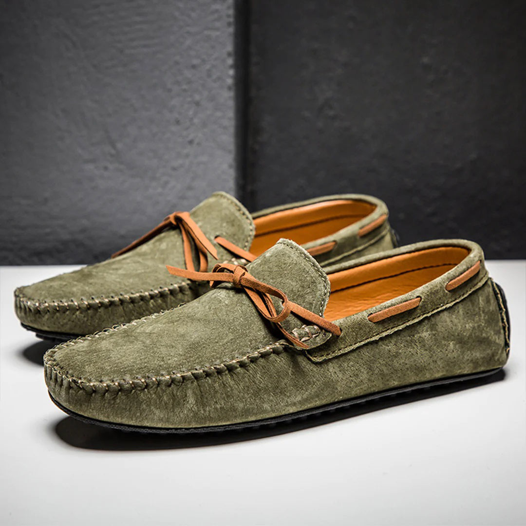 Elegante und weiche Slipper für Herren